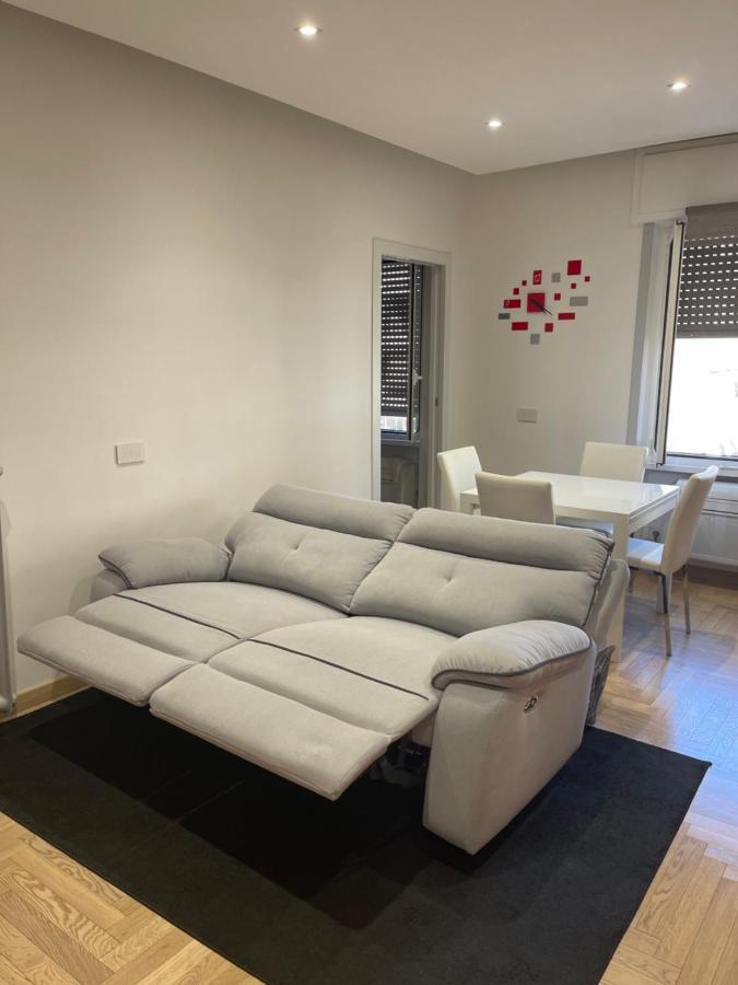Suite San Paolo Tv Cinema โรม ภายนอก รูปภาพ